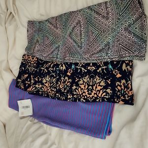 3 Lularoe cassie skirts XS